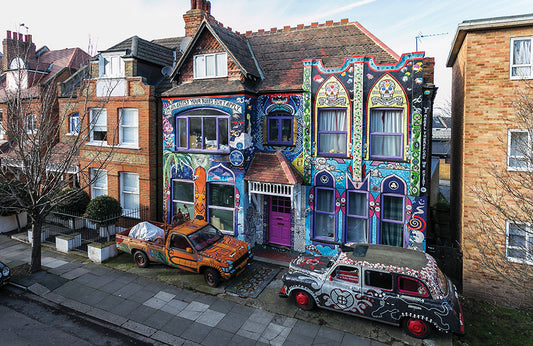 Carrie Reichardt: A Piece of Public Art - RAW VISION