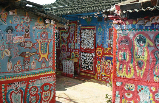 Taiwanese Environments: Dreams of Three Taiwanese Pensioners - RAW VISION