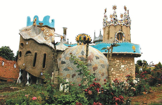 Fantastic Monuments in Spain - RAW VISION