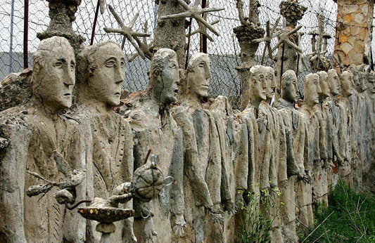 Spain: Singular Spaces - RAW VISION